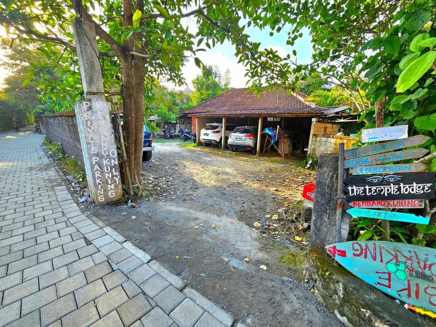 Kembang Kuning Hotel Uluwatu  Luaran gambar