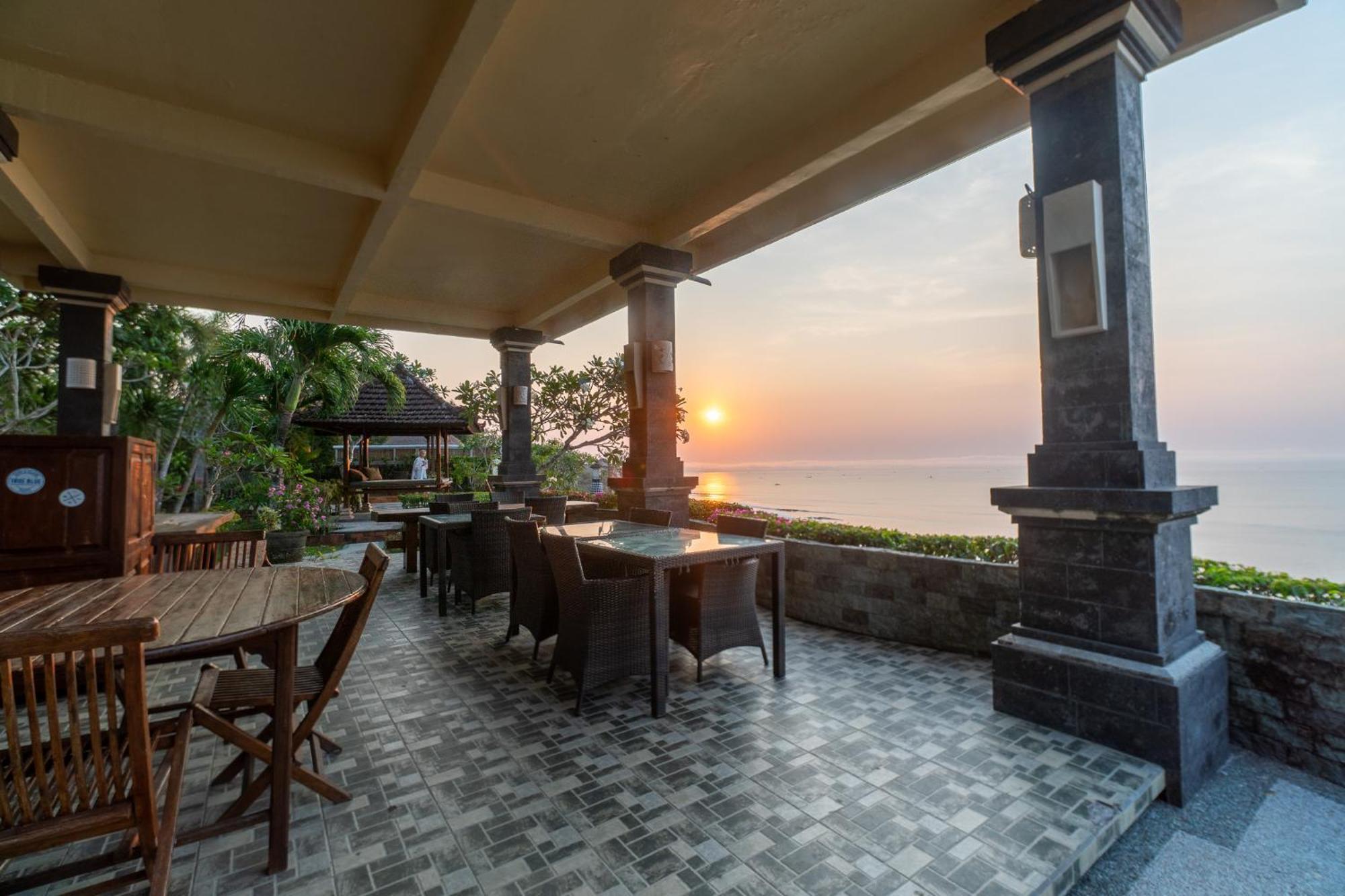 Kembang Kuning Hotel Uluwatu  Luaran gambar