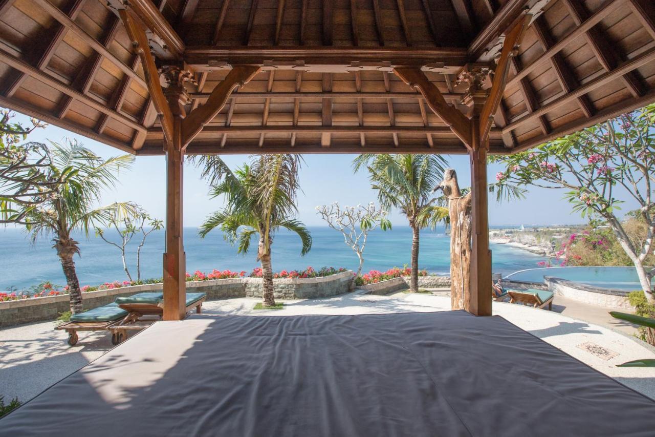 Kembang Kuning Hotel Uluwatu  Luaran gambar